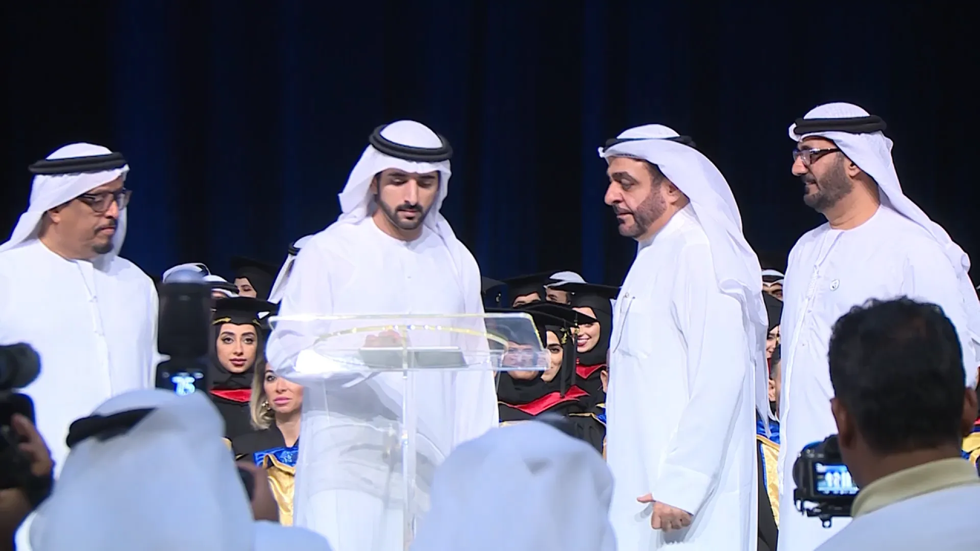 Banner background: abstract educational theme